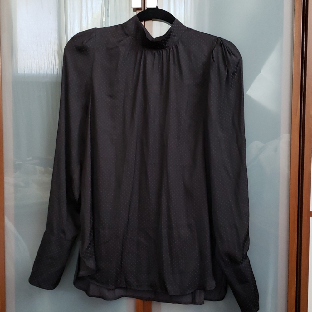 H&M black polka dot blouse